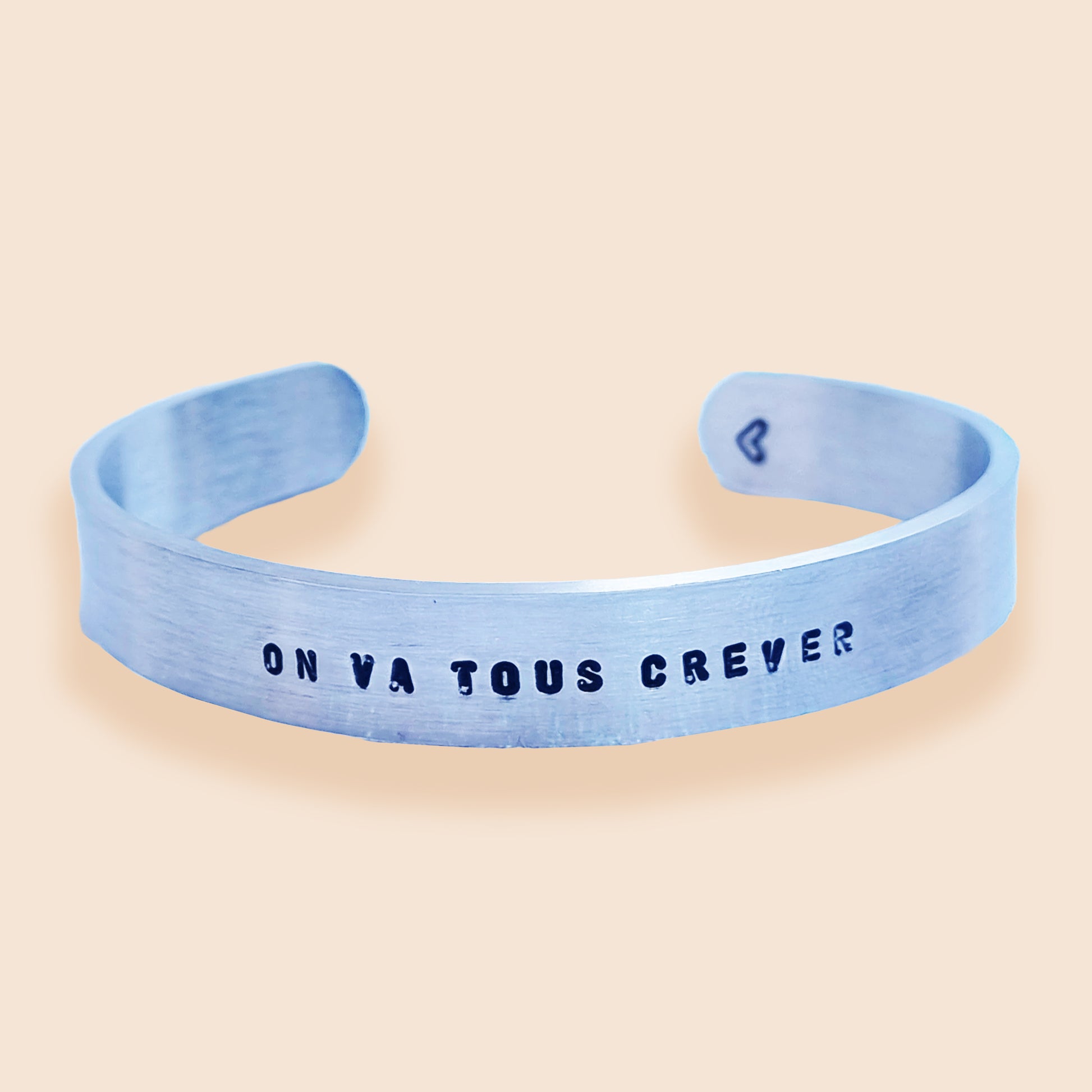 Bracelet on va tous crever 1